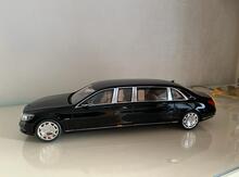 "Mercedes-Maybach Pullman Autoart 1:18" modeli
