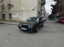 BMW 520, 1990 il