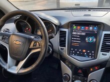 "Chevrolet cruze tesla" monitoru