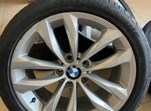 "BMW F10" təkərləri R18