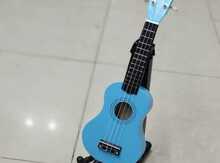 Gitara "Ukelele blue"
