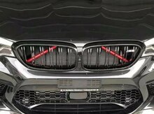 "BMW" ön radiator xətləri
