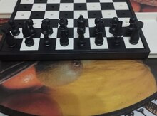 Настольные мини шахматы 