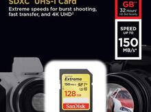 SanDisk 128GB Extreme SDXC UHS-I Card