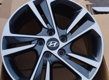 "Hyundai Elantra" diski R17