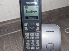 Stasionar telefon "Panasonic KX-TG6811UAM Metallic"