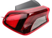 "Kia K5" stop işıqları
