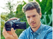 Videokamera "Sony AX 53" 