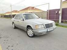 Mercedes E 200, 1993 il