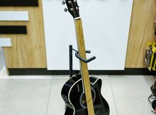 Akustik gitara 