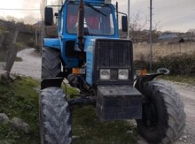 "Belarus 892" traktor