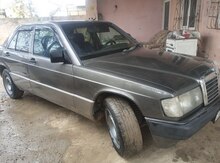 Mercedes 190, 1990 il