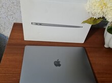Apple Macbook M1 