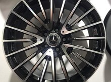 "Mercedes" R18 diskləri