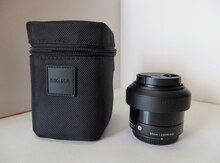 Sigma 60mm f/2.8 Art Lens for Sony E-mount
