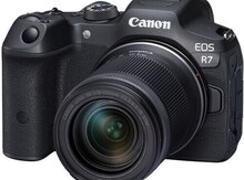 Fotoaparat "Canon EOS R7 Mirrorless Camera with 18-150mm Lens"