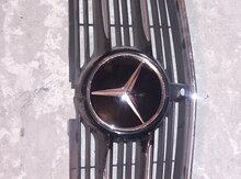 "Mercedes Viano 2016" radiator barmaqlığı