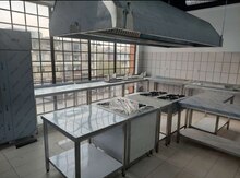 Restoran masa və çanaqları