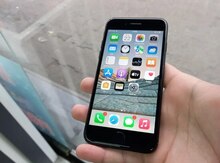 Apple iPhone 7 Jet Black 32GB