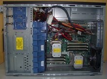 "HP ProLiant ML150 G6" Server 