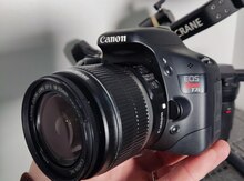 Fotoaparat "Canon 550D"
