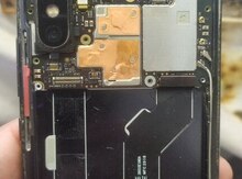 "Xiaomi Mi 8 Black 64GB/6GB" platası