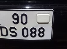 Avtomobil qeydiyyat nişanı - 90-DS-088