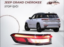 "Jeep Grand Cherokee" stop işığı