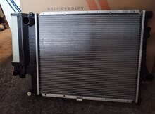 "BMW E39" su radiatoru