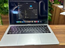 Apple Macbook Air 13- inch 2019