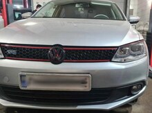 "Volkswagen Jetta 2011-2015" radiator barmaqlığı