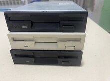 Disket yuvası "Floppy"