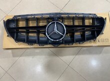 "Mercedes W213" radiator barmaqlığı 