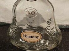 "Hennesy XO" boş qabı 