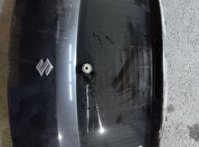 "Suzuki Swift 2011" arxa qapısı
