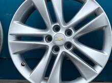 "Chevrolet Cruze" diskləri R18
