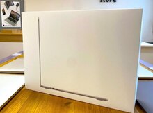 Apple Macbook Air 15 inch M3 Chip 512 gb 2024
