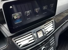 "Mercedes W 212" monitoru
