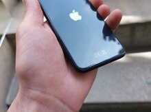 Apple iPhone SE (2020) Black 64GB/3GB