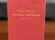 "Narciso Rodriguez for Her Fleur Musc" ətri