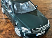 Model "Mercedes-Benz C-class W204"