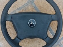 "Mercedes W124" sükanı