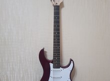 Gitara "Yamaha Pacifica"