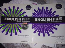 "New English File" kitabı