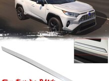 “Toyota Rav4 2018-2023” arxa nömrə altı xrom kantı