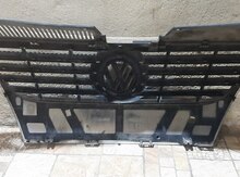 "Volkswagen Passat B6" radiator barmaqlığı