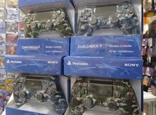 PS4 "Camouflage" oyun pultu