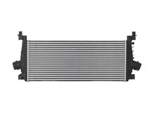 "Chevrolet Cruze 1.4" interkuler radiatoru