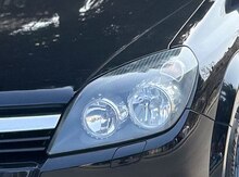 "Opel Astra H" farası 