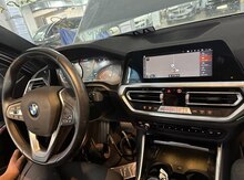 "BMW G20" sürətlər paneli, monitoru və sükanı